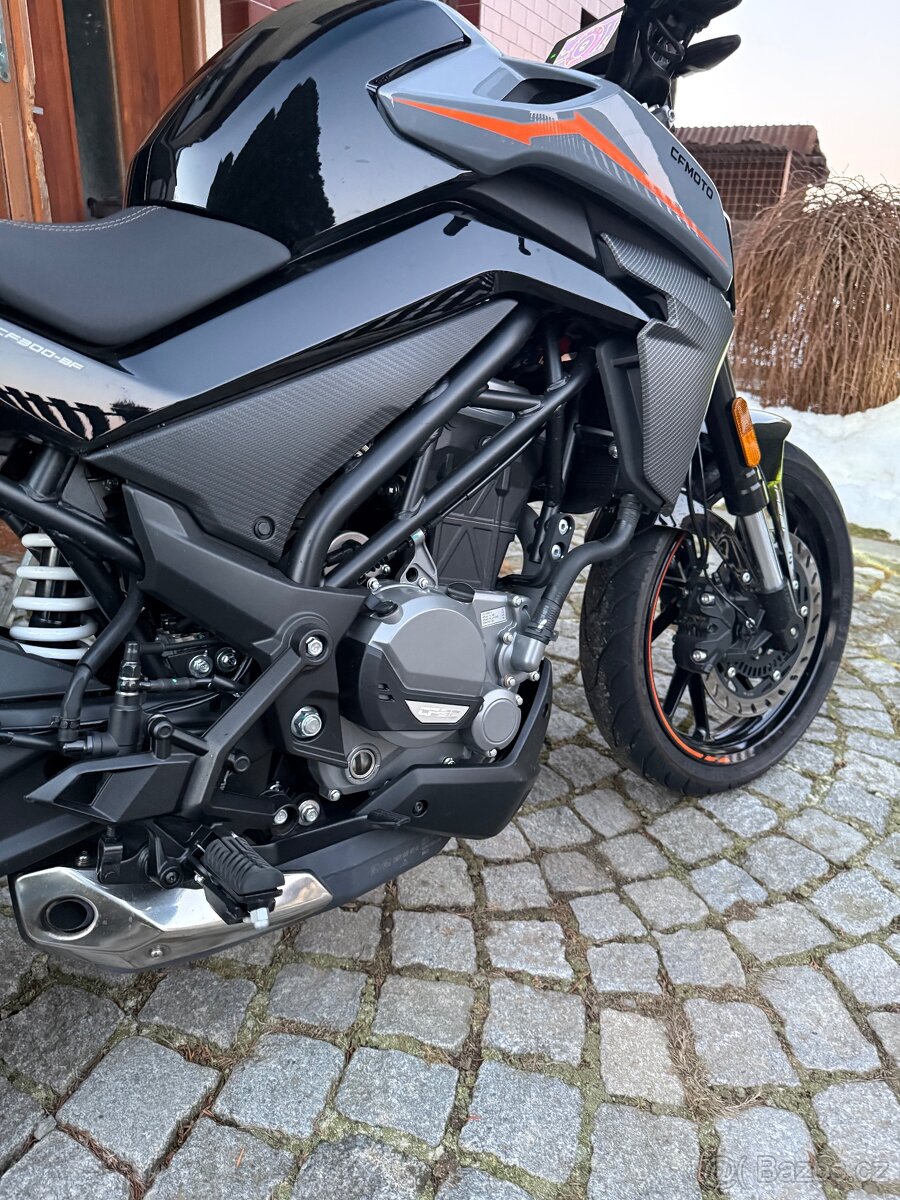 Cf moto 300Nk 2021 - 3