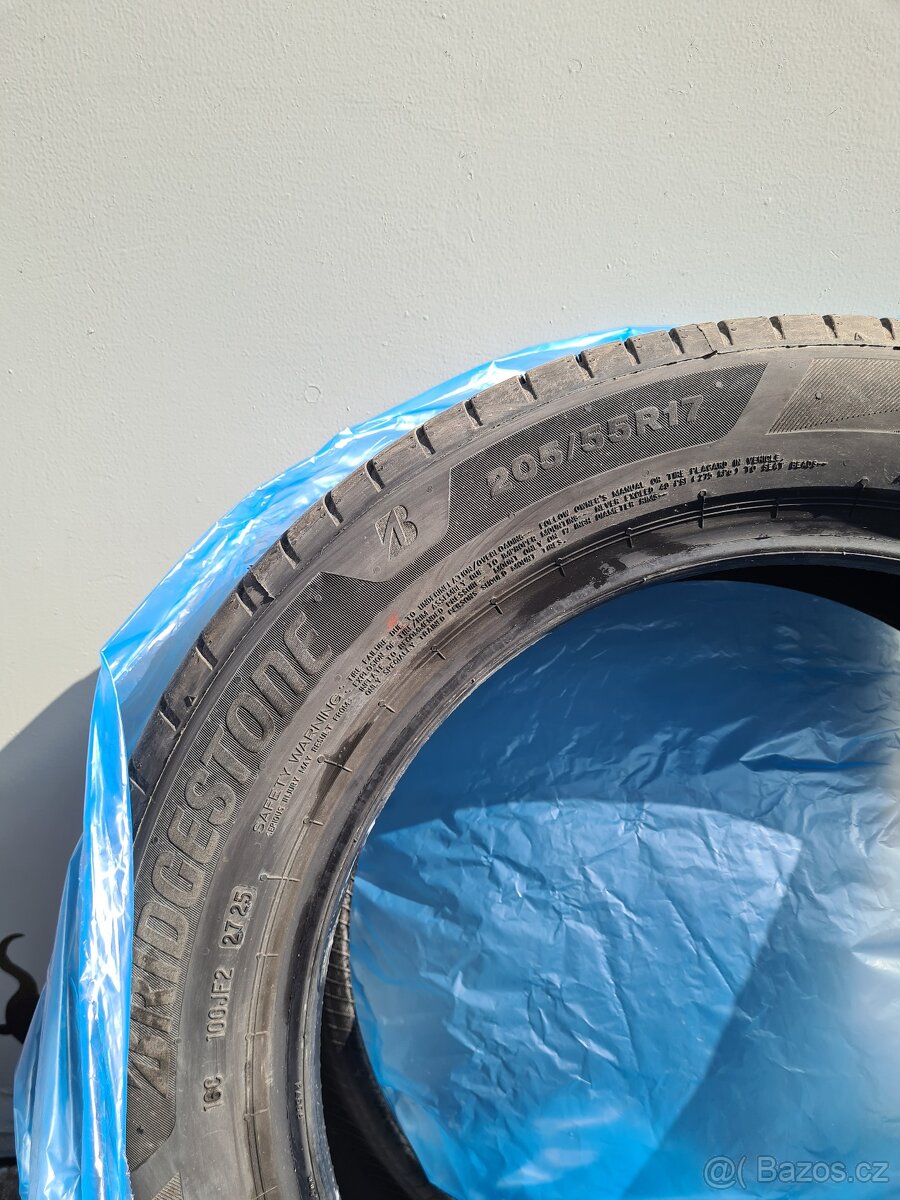 Bridgestone 205/55/17 letní - 3