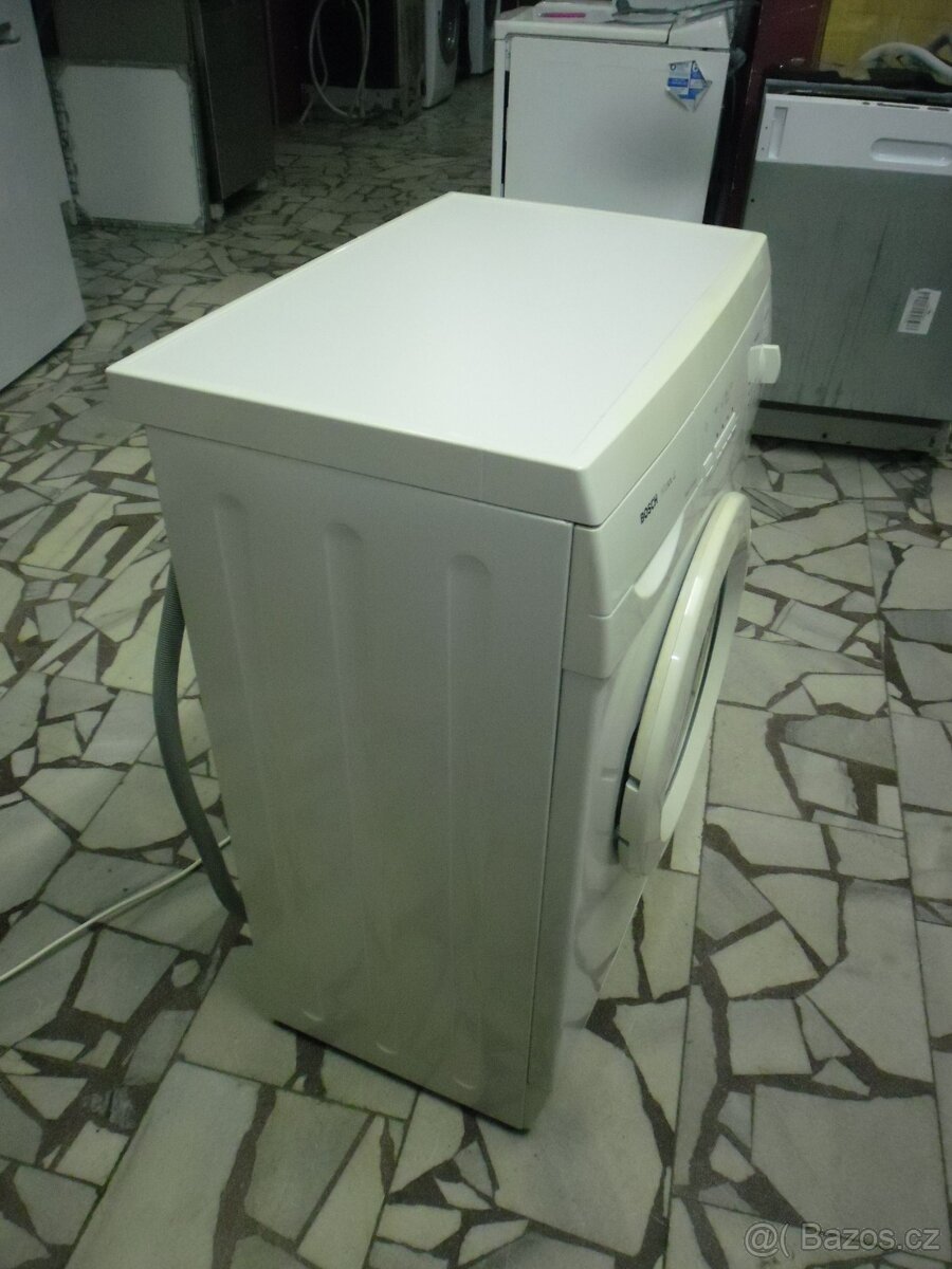 Prodáme pračku Bosch na 4,5 kg prádla, A class - 3