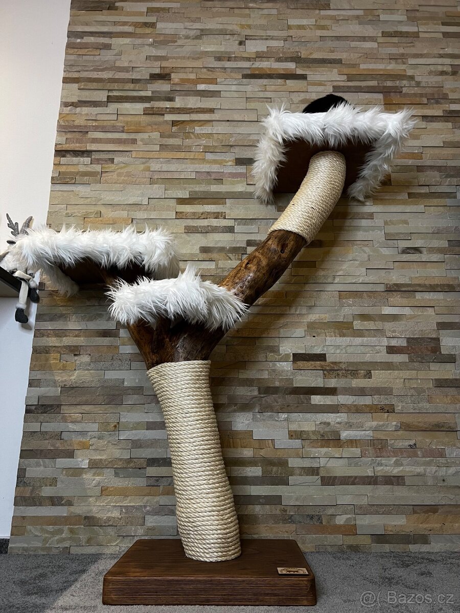 Drevene škrabadlo pro kočky - 3