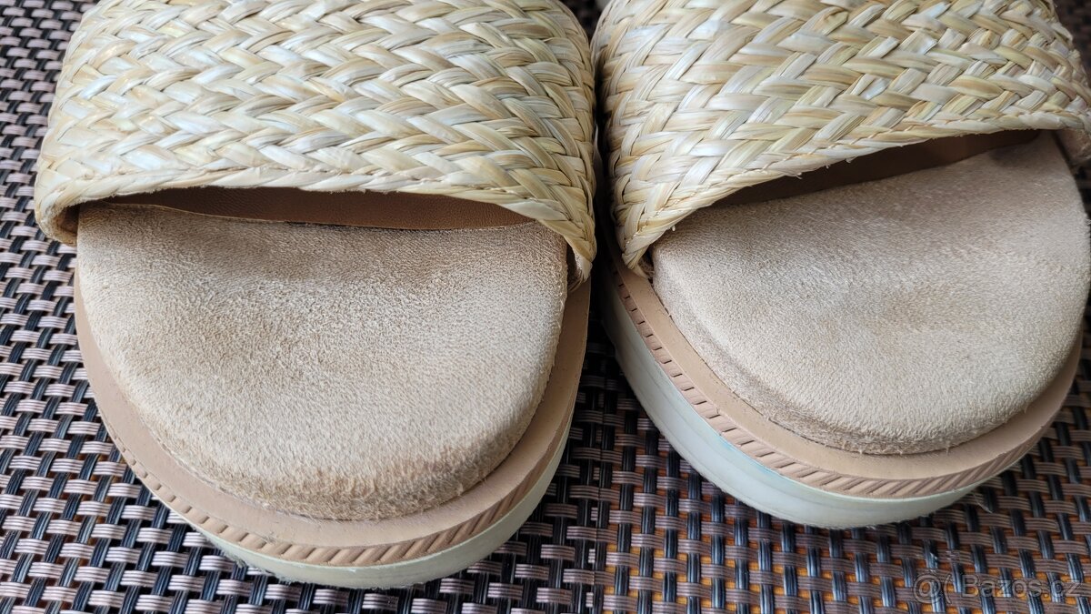 Letní boty, sandály TAMARIS - vel. 39 - 3