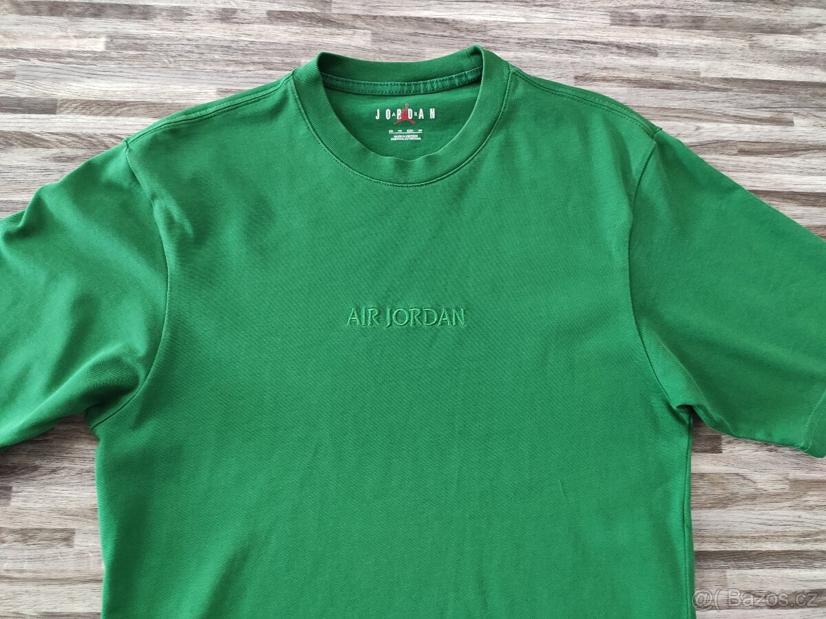 Pánské zelené tričko Air Jordan - vel. XS - 3