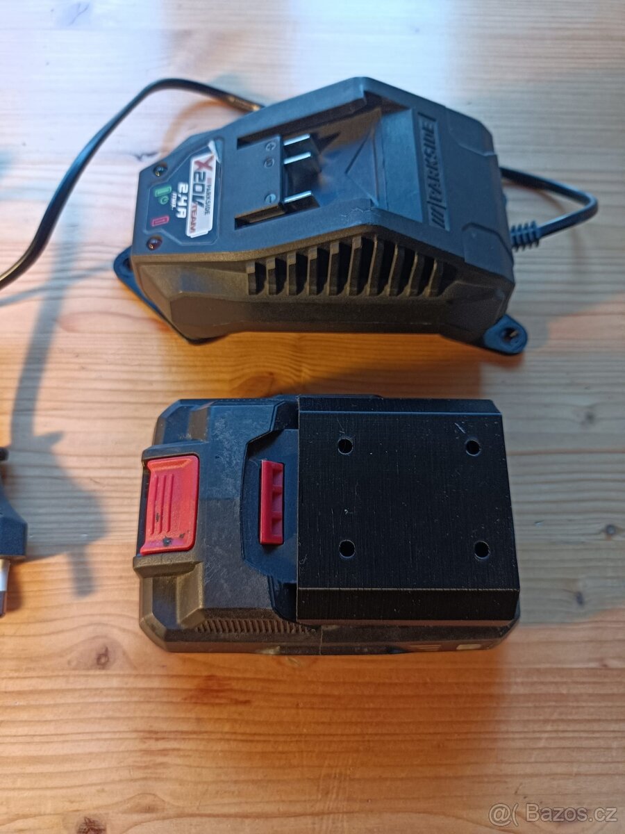 Držák nabíječky a akumulátorů Parkside - 3