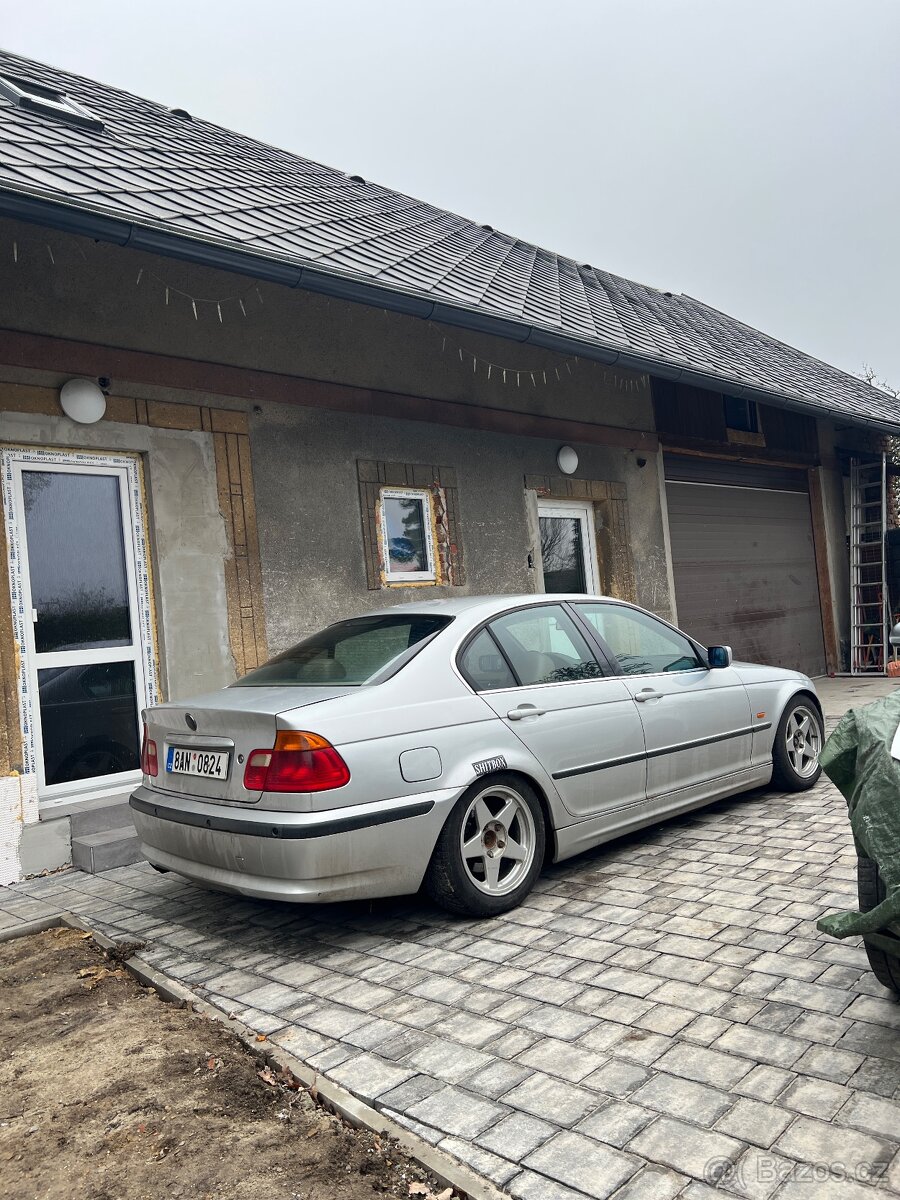 BMW E46 320i 110 kw - 3