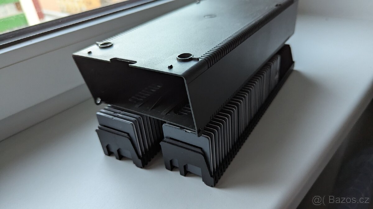 Sada diapozitivů v zásobnících - 3