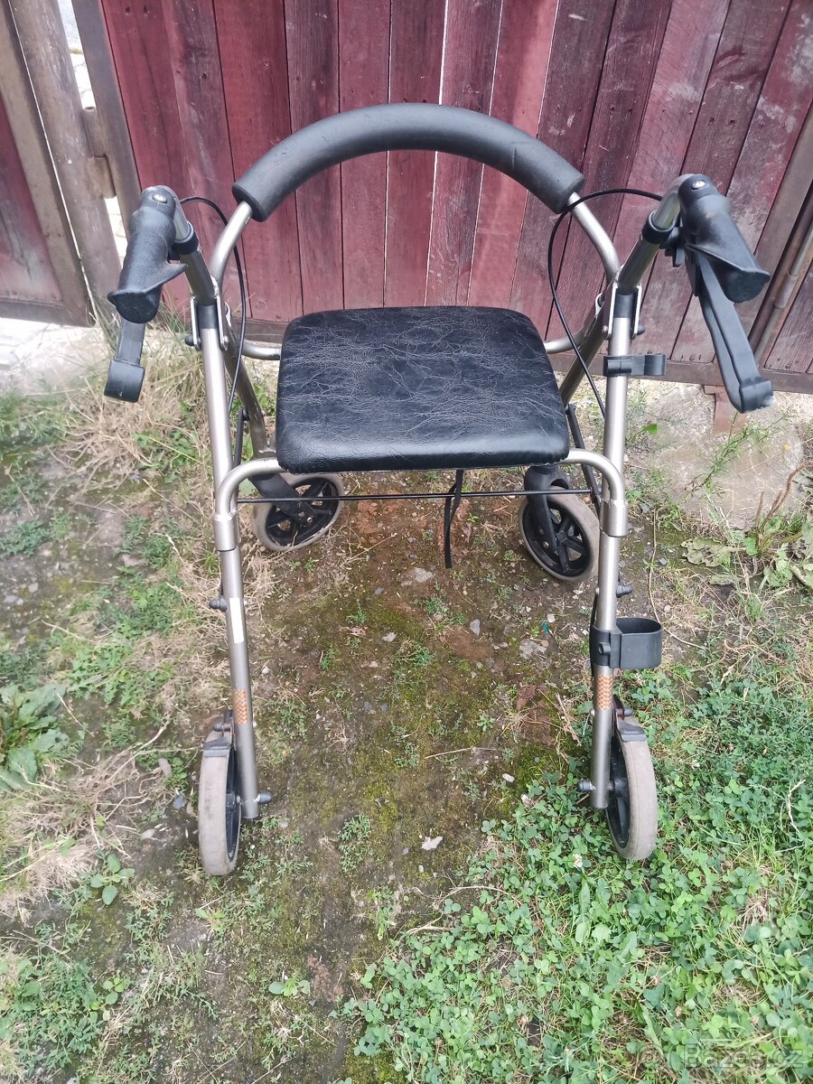 Prodám chodítko pro seniora - 3