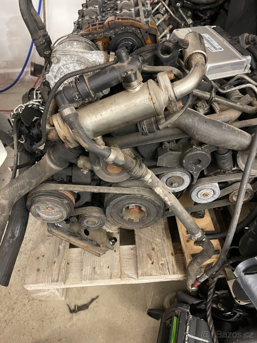 Motor 320d 100kw - 3