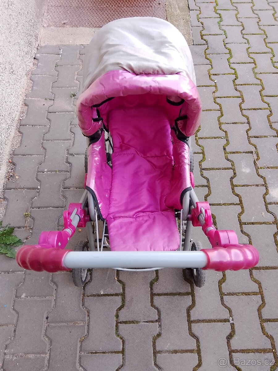 Dívčí kočárek - 3