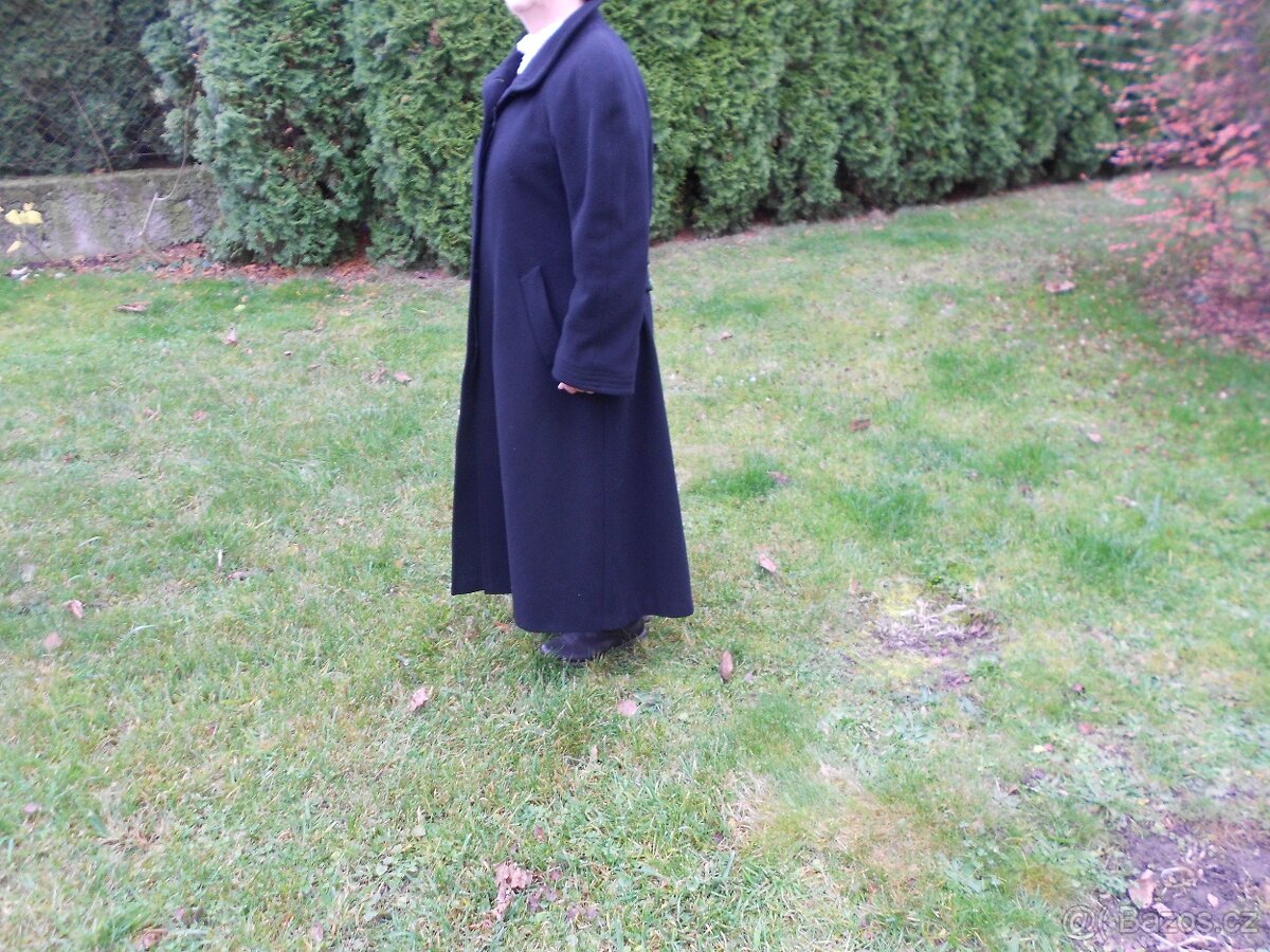 Vlněný kabát. - 3