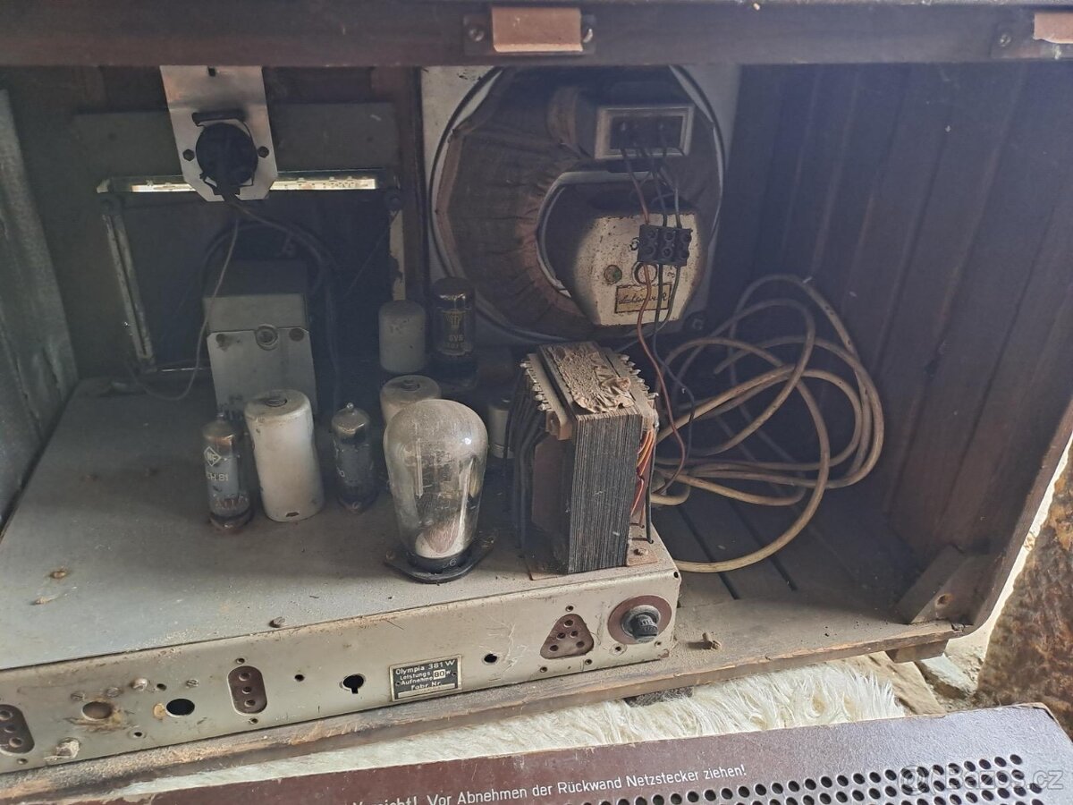 Starožitné rádio Olympia - 3