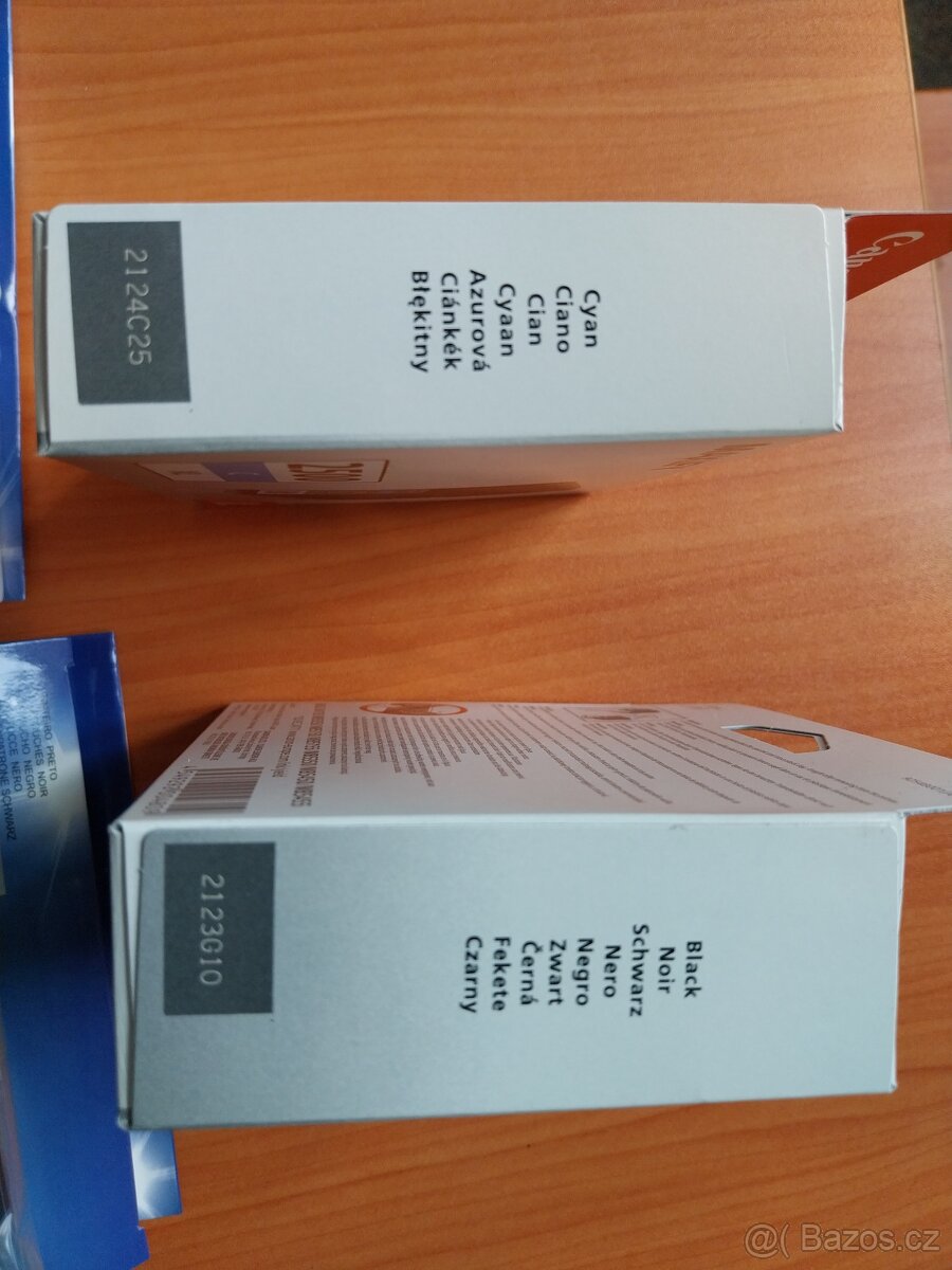 Inkoustová náplň Canon PGI-2500XL BK - 3