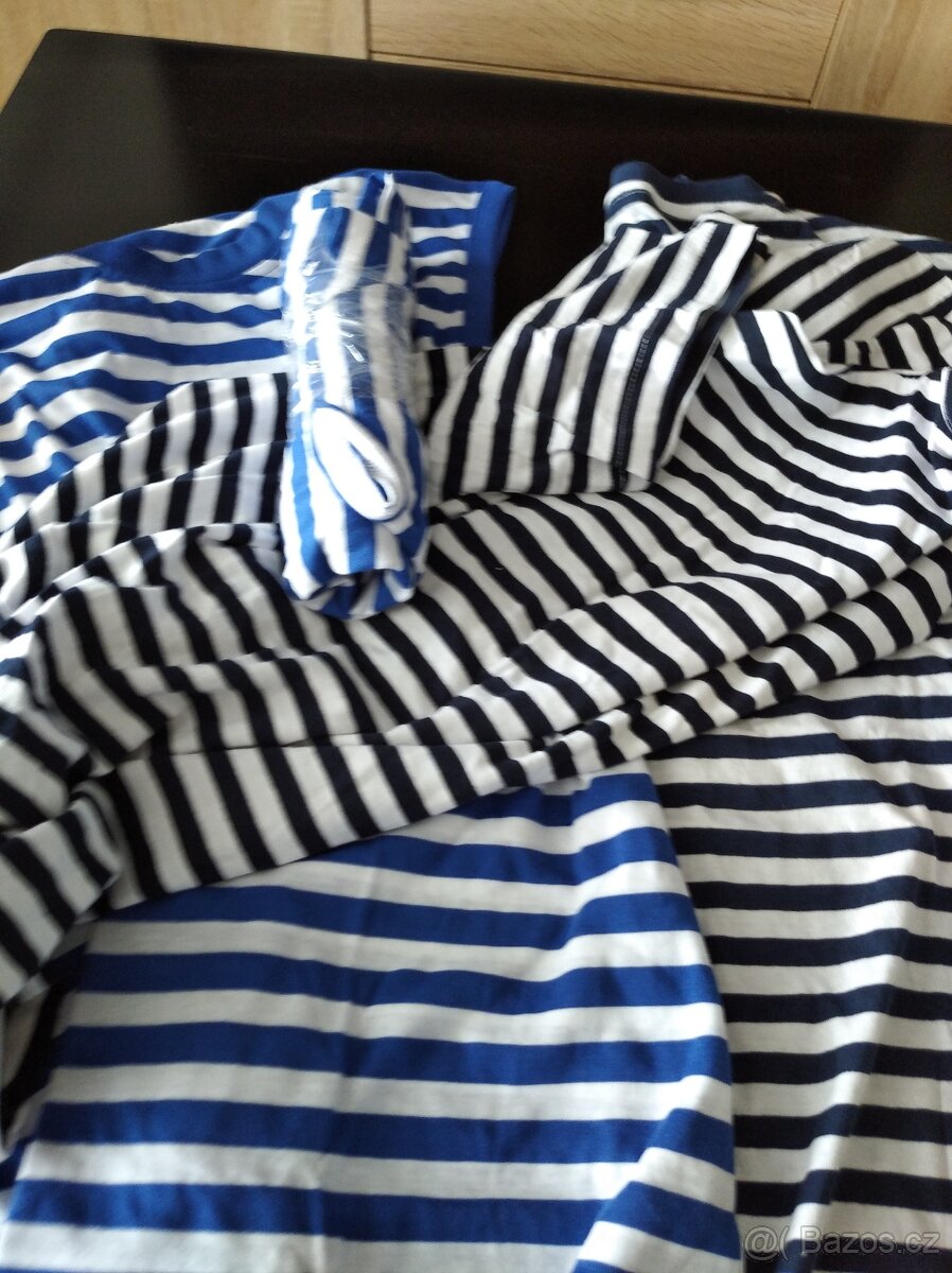 Prodej vojenské výstroje - 3