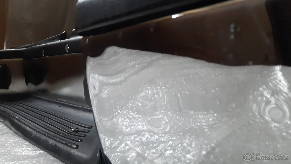 NISSAN NAVARA D22 – NÁRAZNÍK CHROM - 3