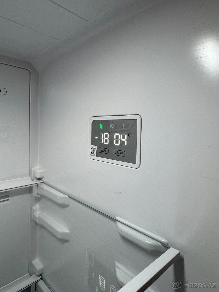 Lednice s mrazákem PHILCO - 3