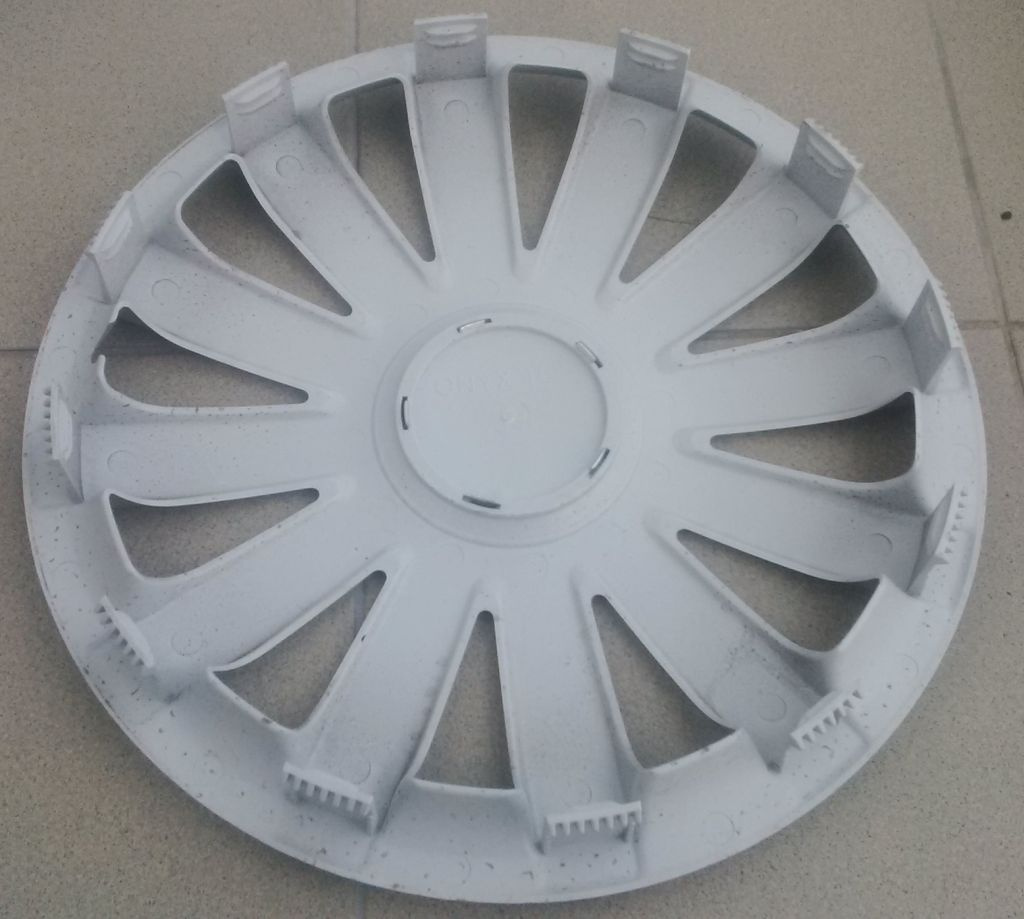 Poklice 15" po 1ks: Onyx + Opel + Opel 14" - 3