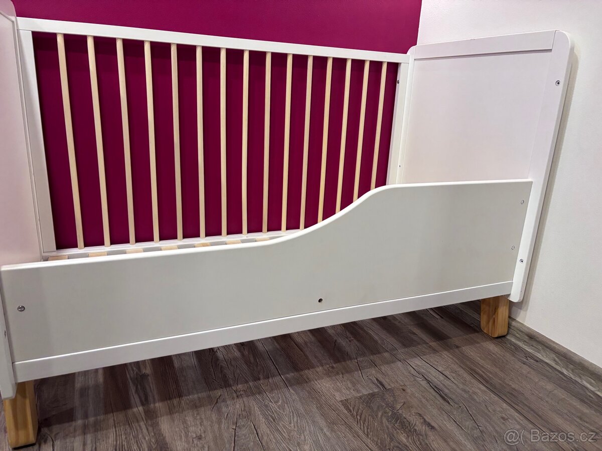 Kinderkraft Dřevěná postýlka - 3