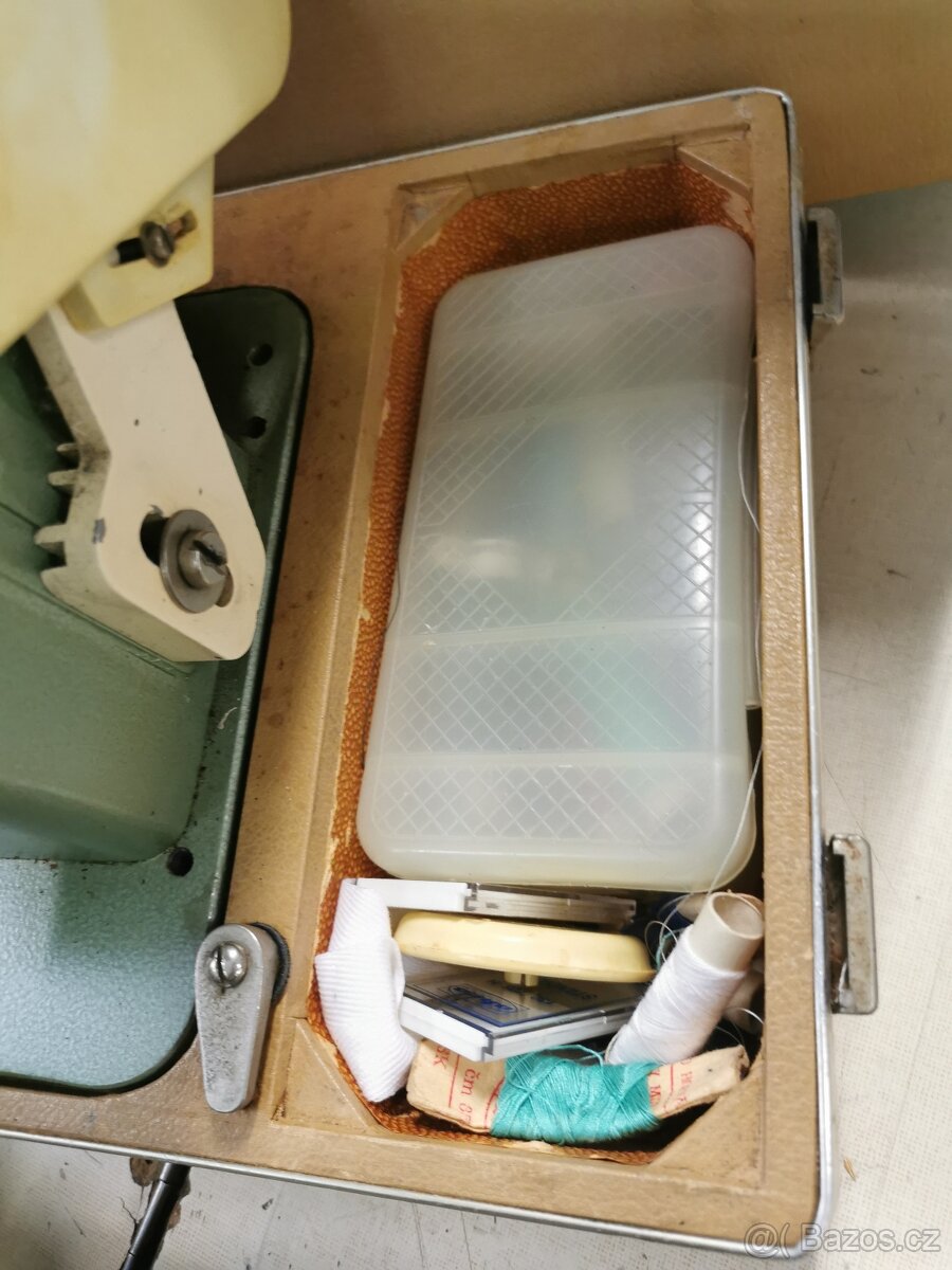 Šicí stroj Veritas - 3
