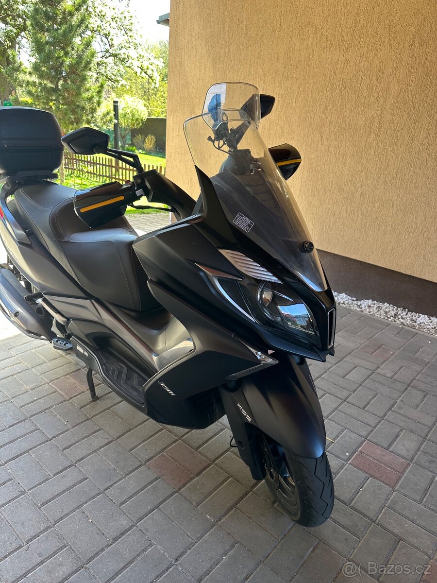 Kymco 350i Downtown - 3