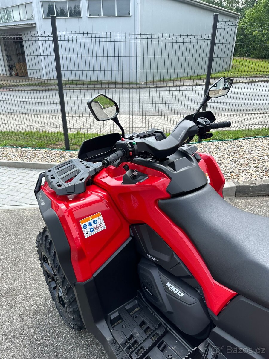 Can Am Outlander 1000 Max DPS model 2024