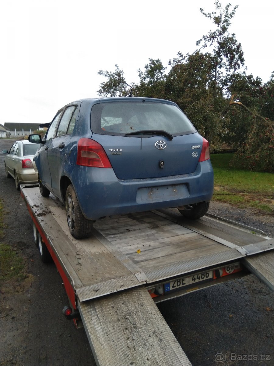 Toyota Yaris 1,0,r.2008 - 3