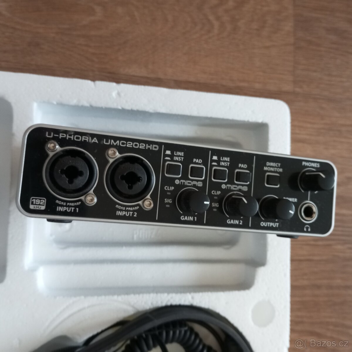 Nahrávací set Behringer U-PHORIA Studio Pro + kabel - 3