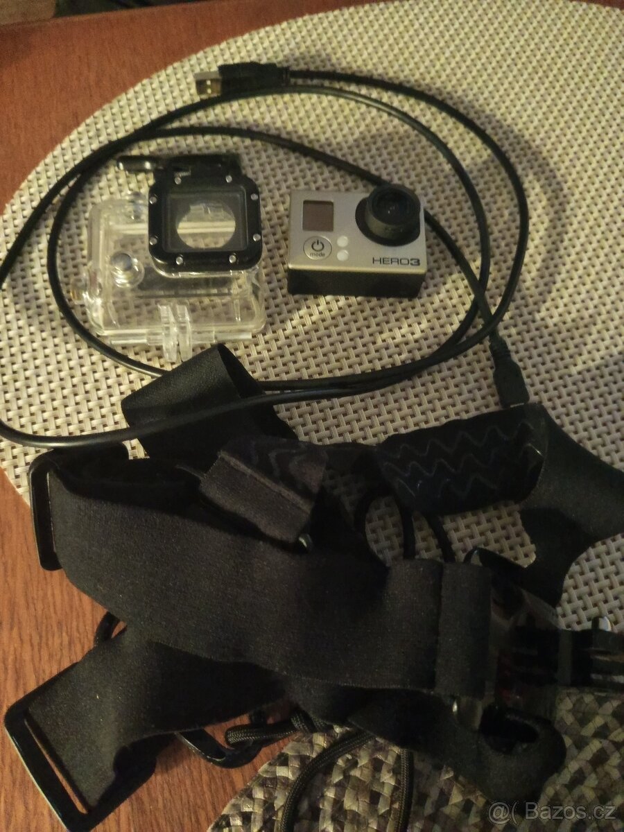 Outdoorova kamera Hero 3 s příslušenstvím - 3