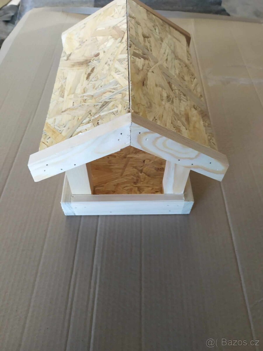 Krmítko pro ptáky - 3