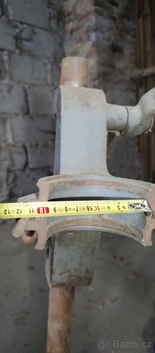 Stojan na ruční vrtacku - 3