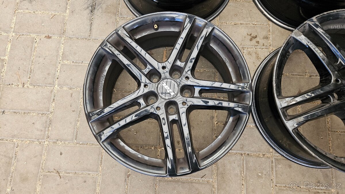 Sada Alu Disků 5x112 R17 Rial - 3