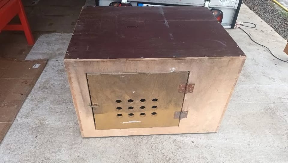 Dřevěná přepravka/kotec pro psa do auta - 3