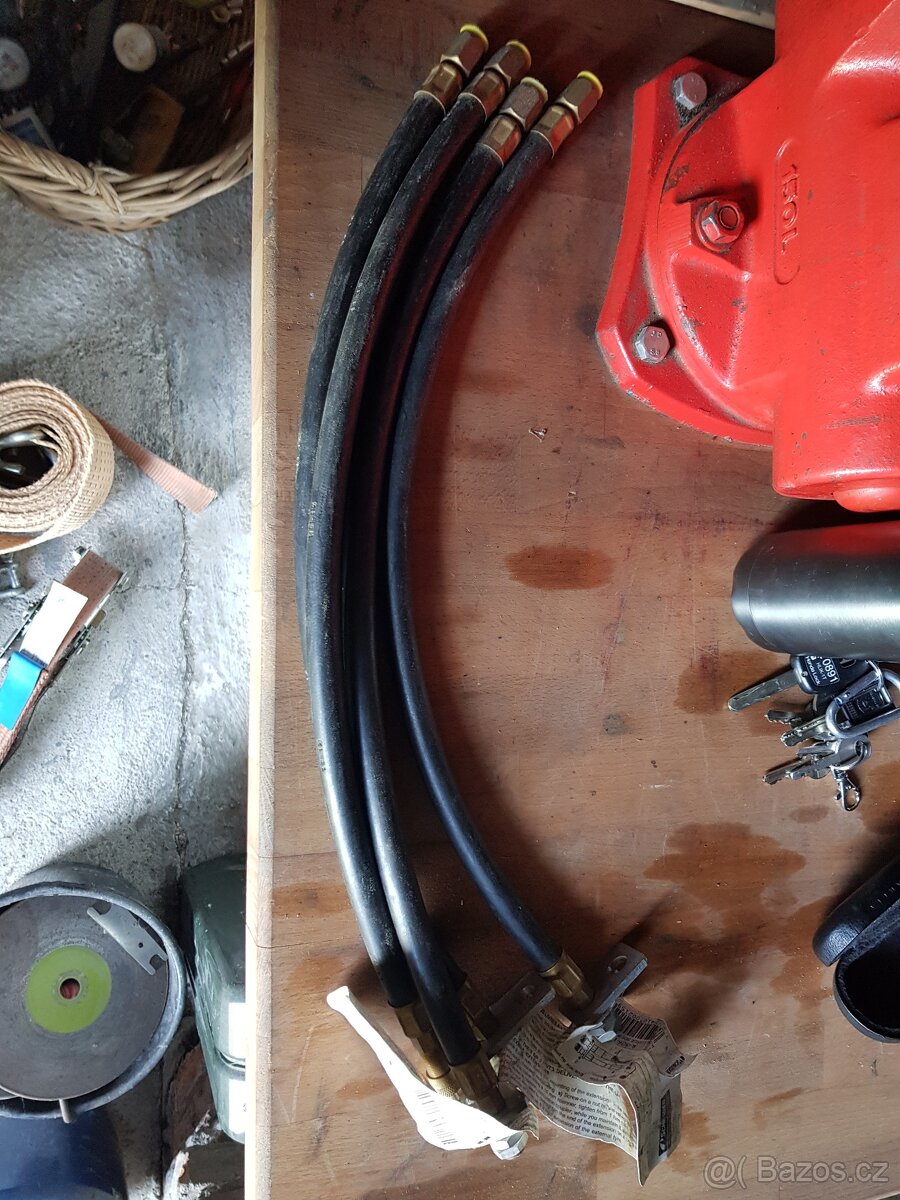 Obří EM OTR industriální pneumatiky - 3