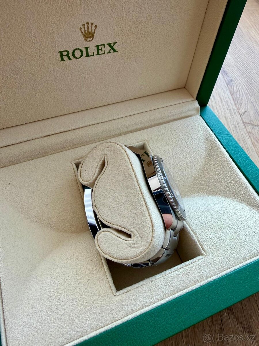 Rolex Submariner No Date – Ref. 124060 – 09/2023 - 3