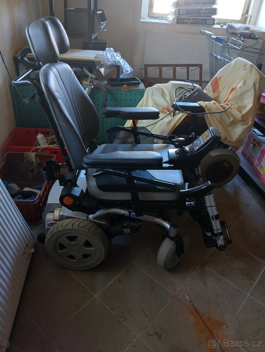 Elektrický invalidní vozík - 3