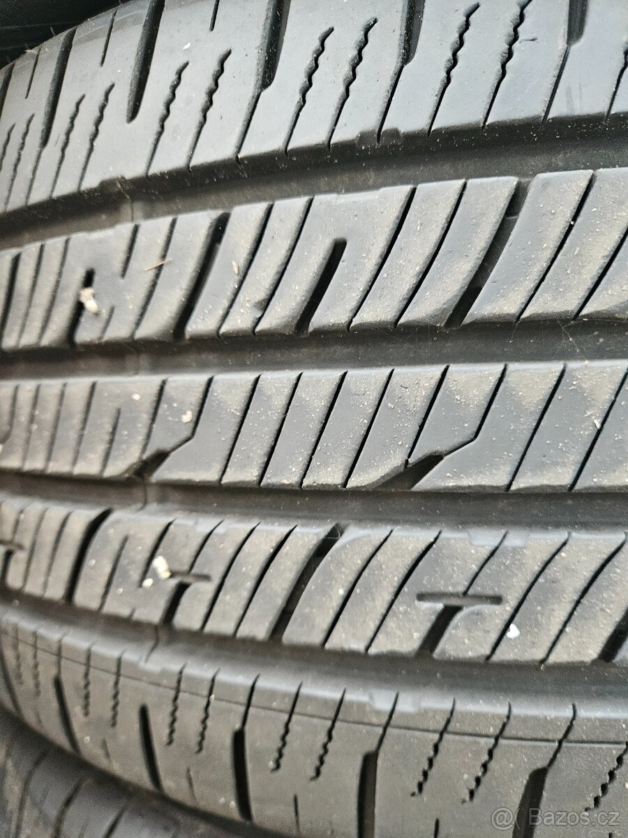 235/50R18 101V Sumitomo - 3