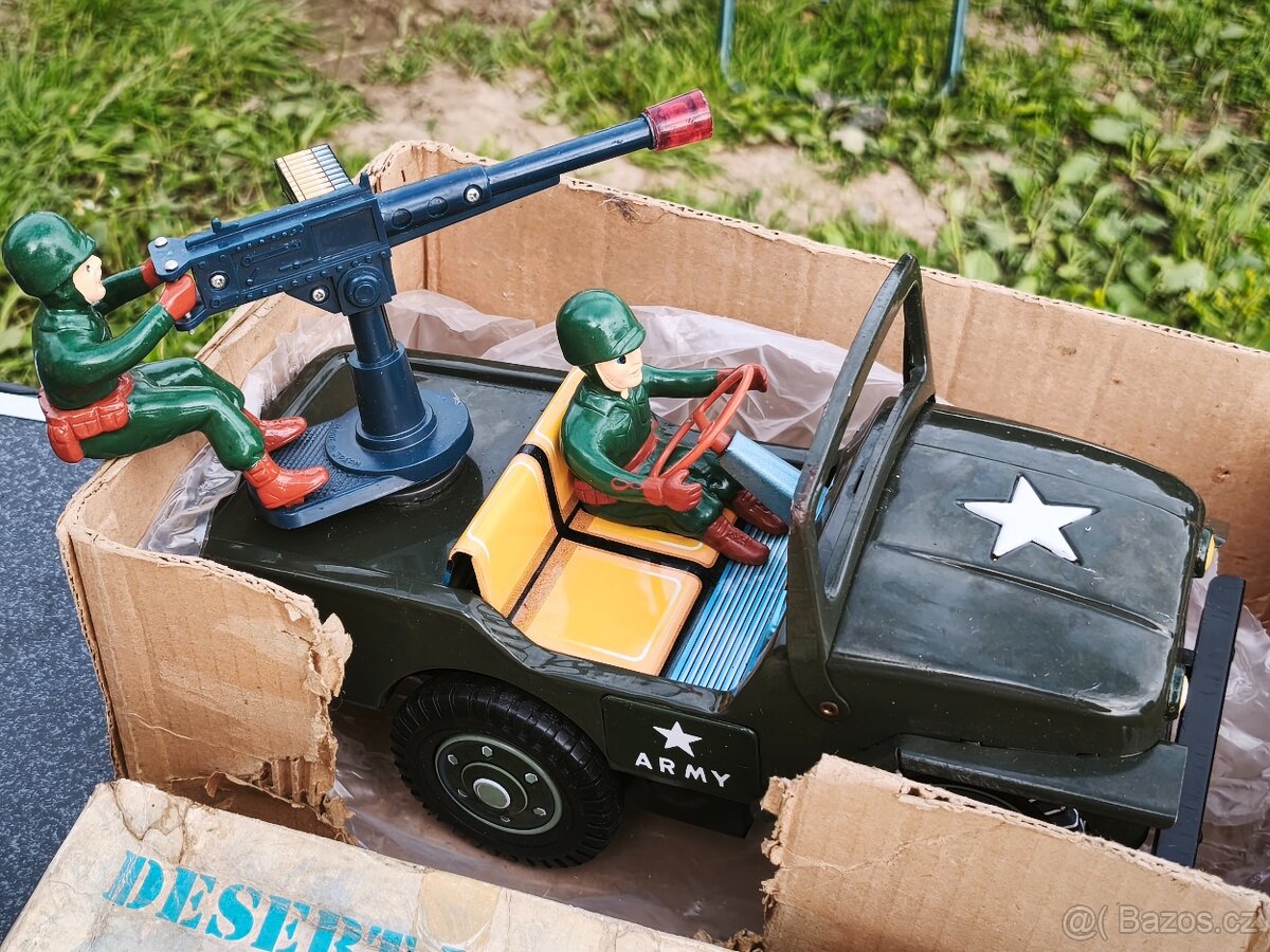 Retro Jeep - 3