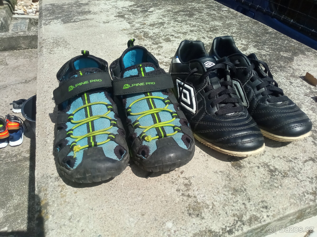 Prodám dětské značkové polouzavřené sandály alpinePro vel.35 - 3