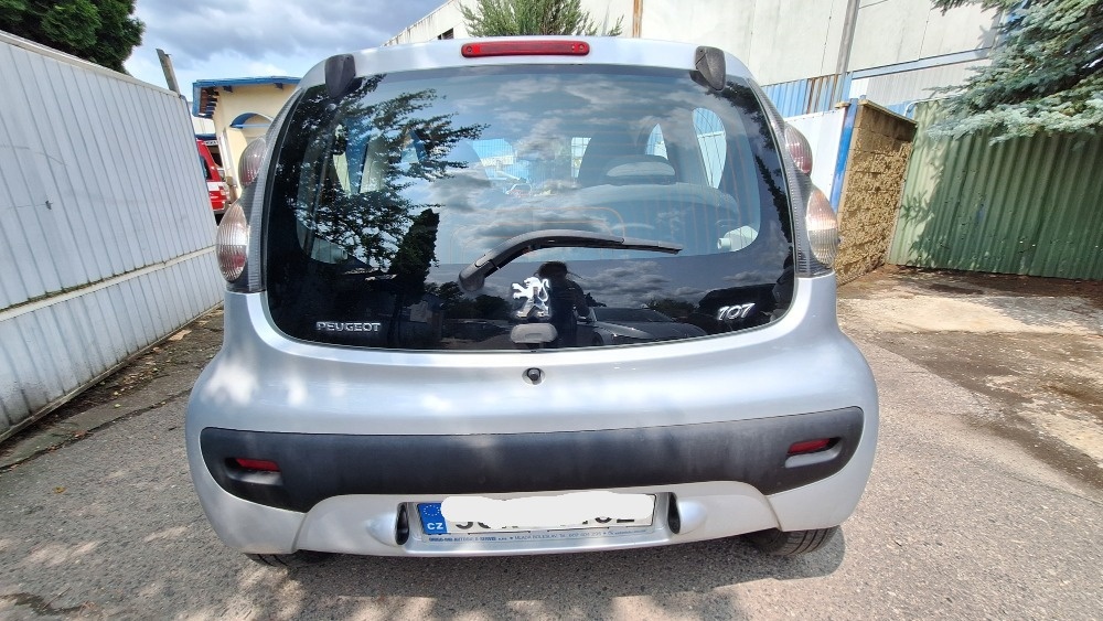 PEUGEOT 107, 1.0 i , najeto 24 tis. km - 3