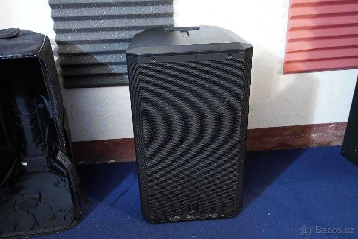 RCF ART915-A včetně obalu - 3