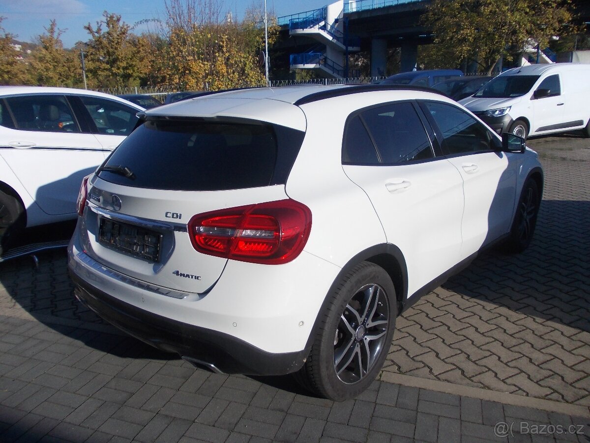 Mercedes-Benz GLA, 220 CDI 4MATIC - 3
