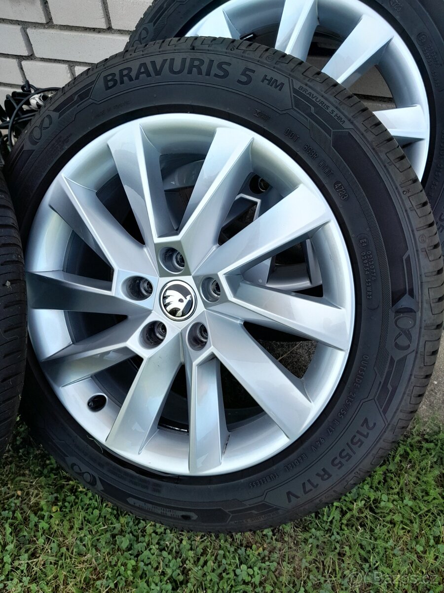 Letni sadu Superb 3 215/55r17 - 3