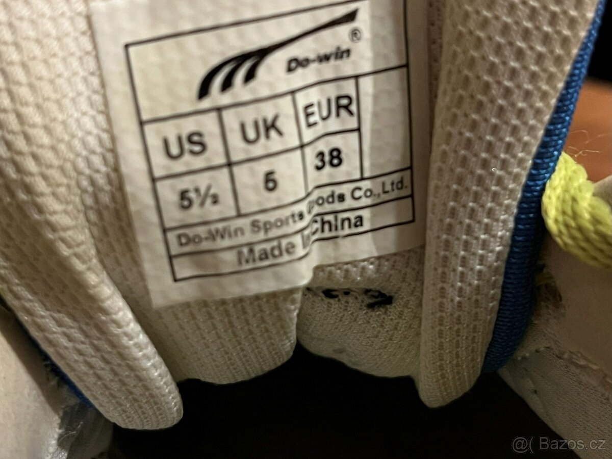 Prodám atletické tretry vel. 38 - 3