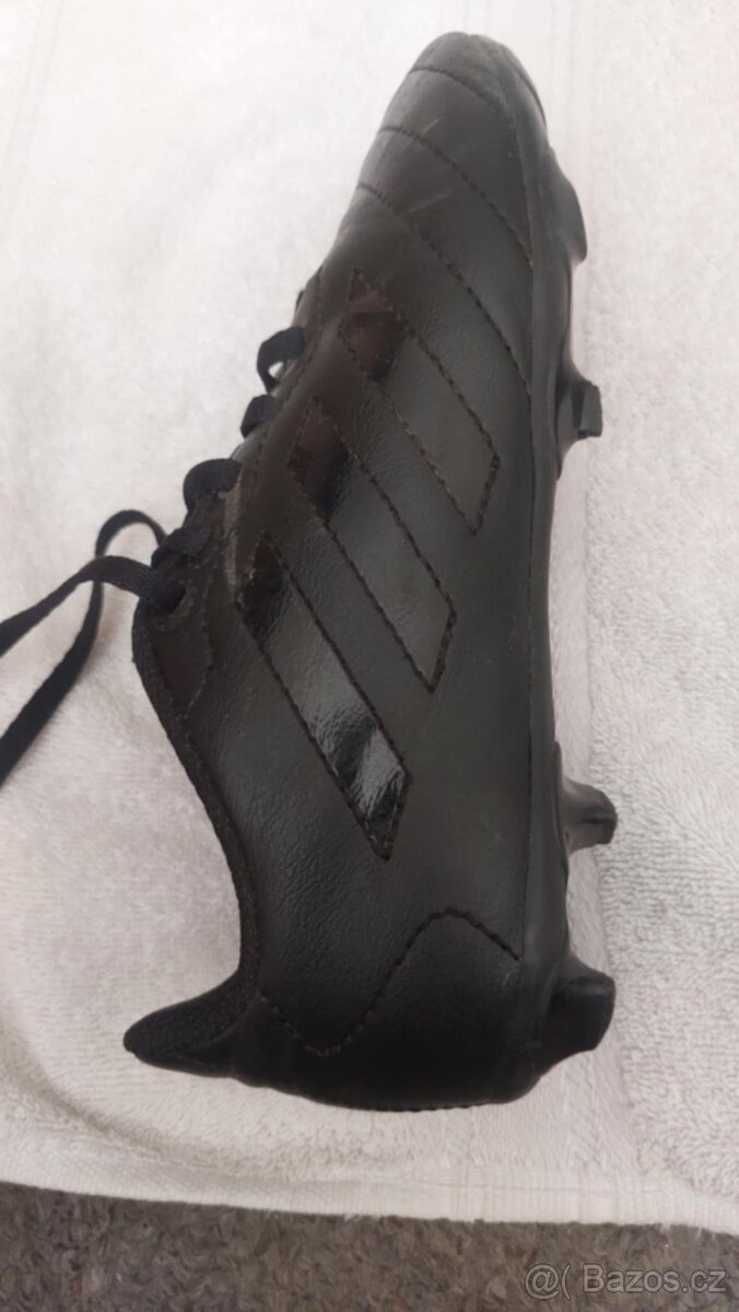 kopačky Adidas - 3