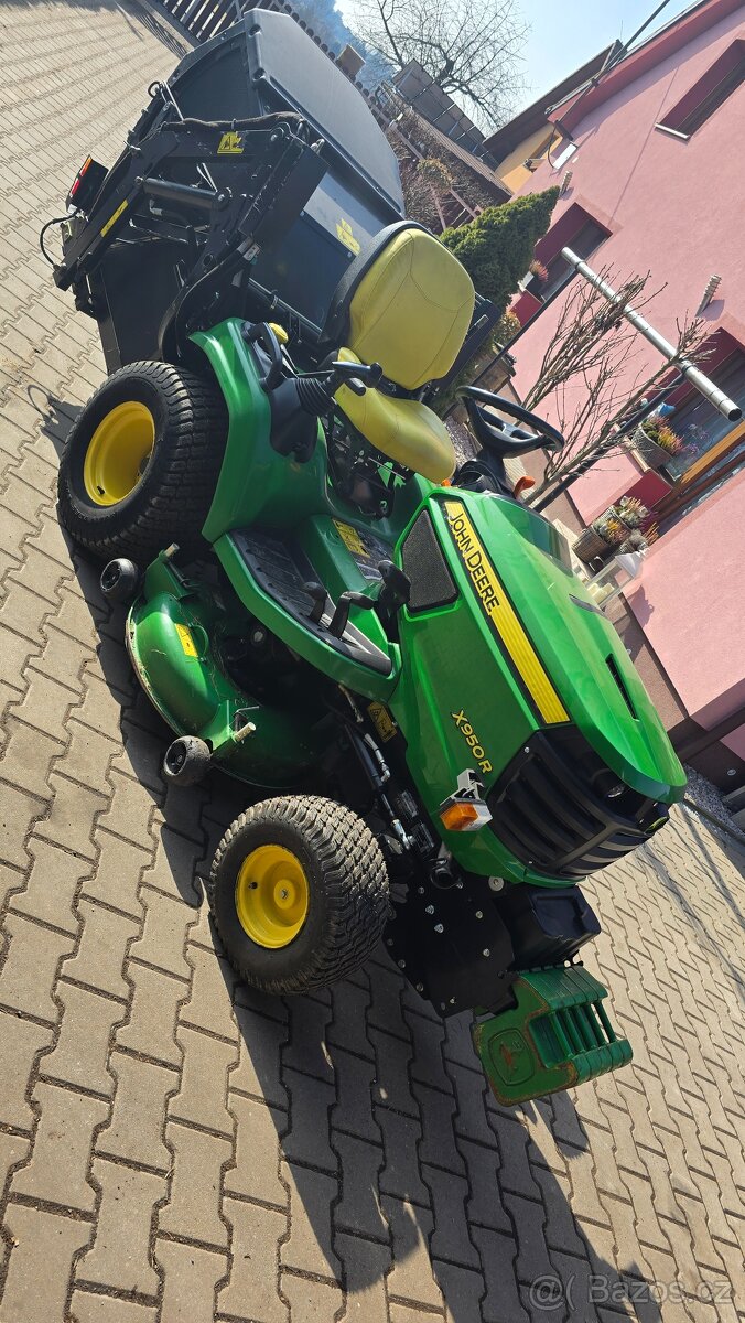 Na prodej John Derre x950r - 3