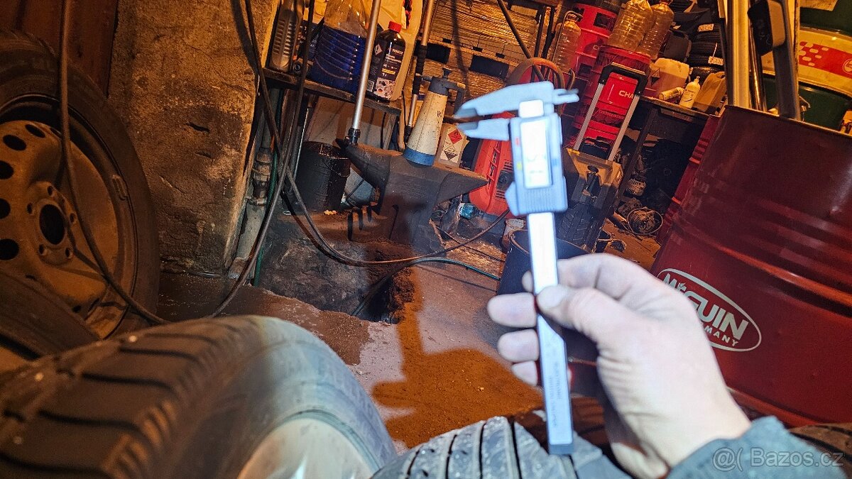 Sada Original Alu 8Jx18 Renault Espace do 2014 - 3