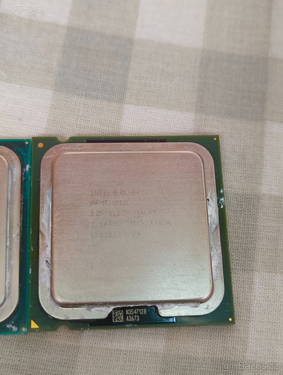 Intel Core 2 Duo E8400 a Intel® Celeron® Processor G1840 2M - 3