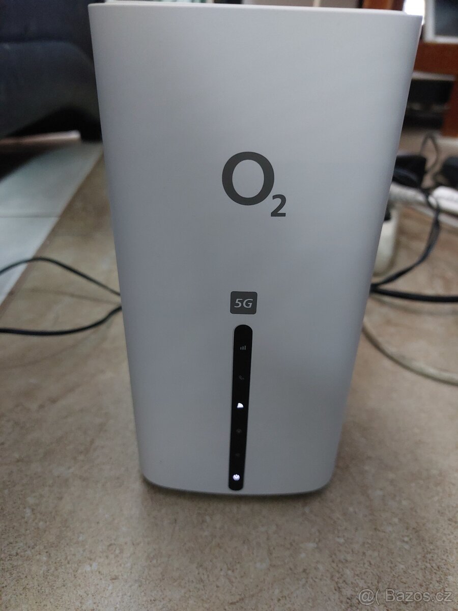 O2 5G Box, WiFi 6, příslušenství, krabička - 3
