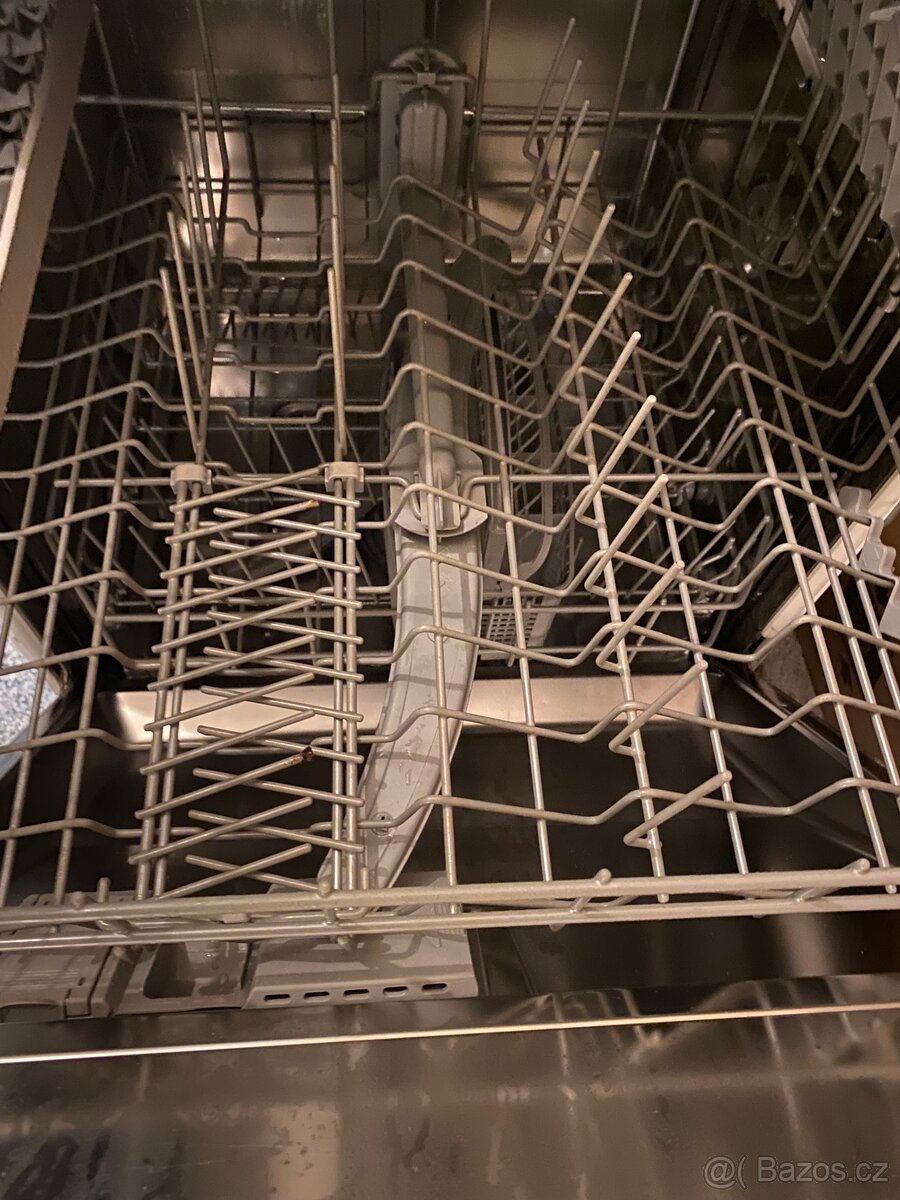 Myčka nádobí Bosch - 3