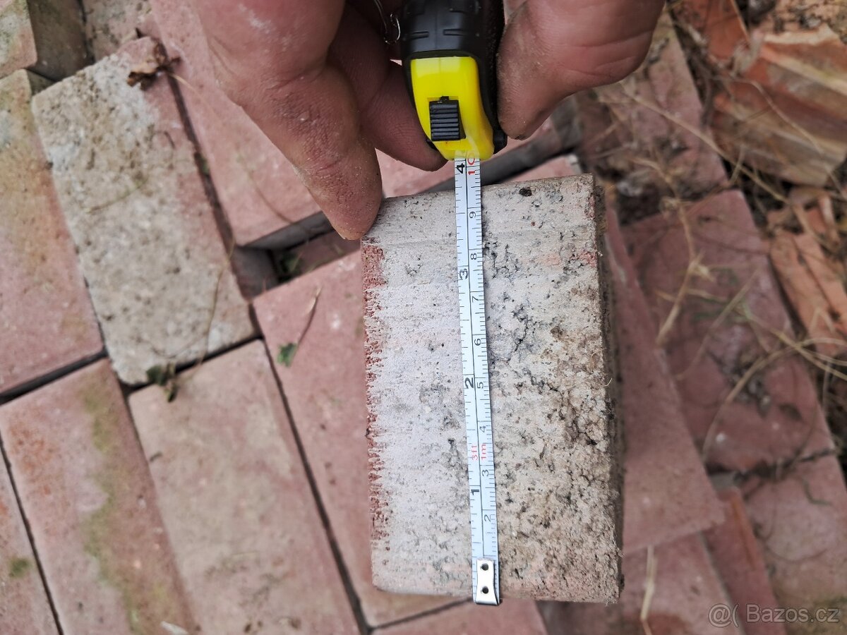 Červená dlažba 20×10×6 - 3