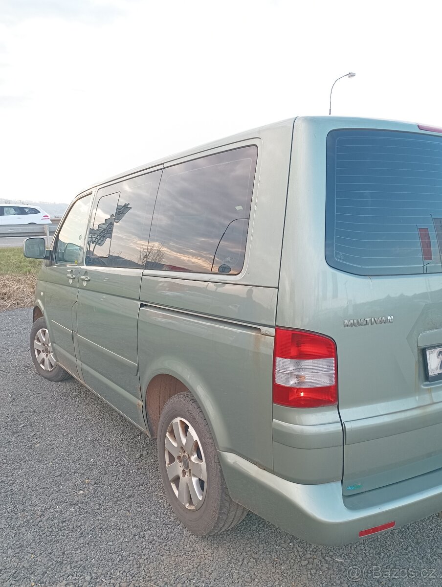 Volkswagen Multivan T5 - 3