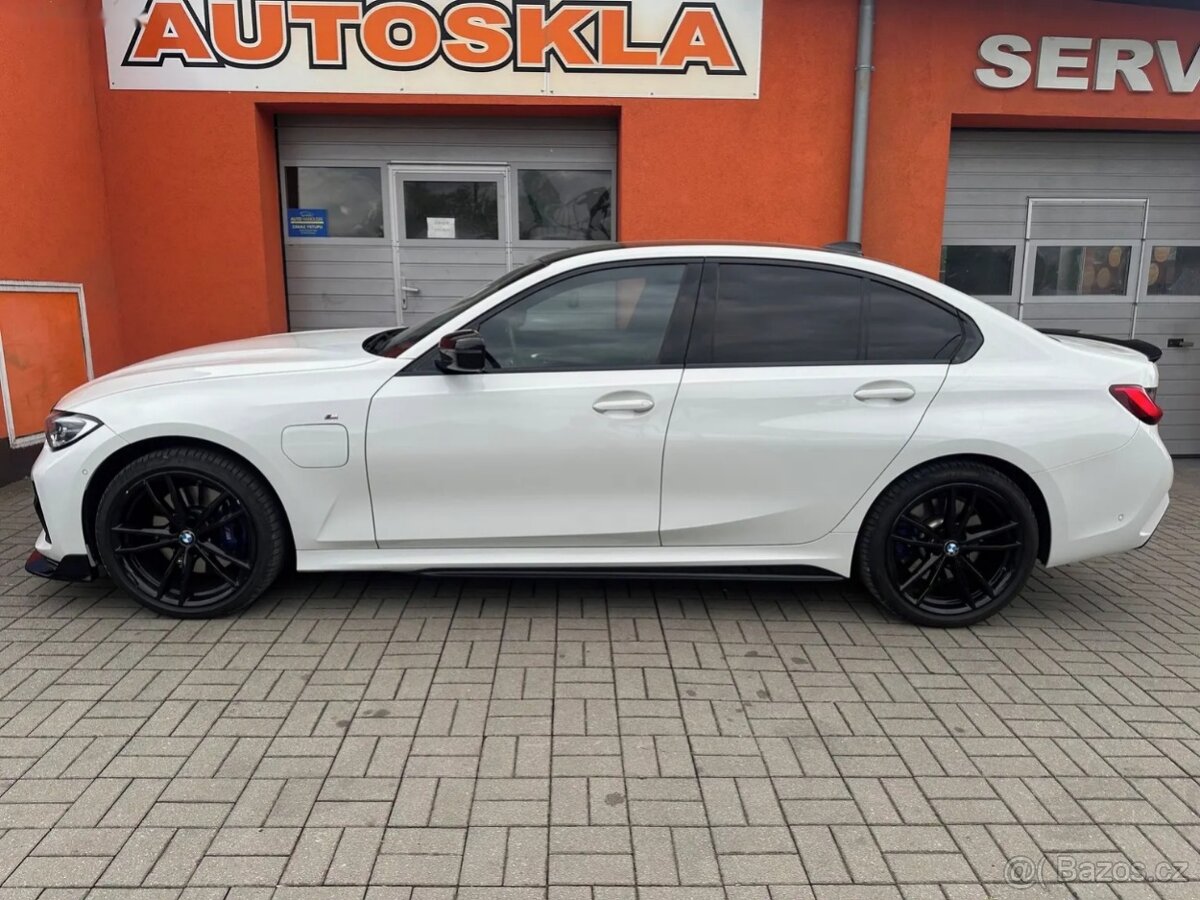 BMW Řada 3, e 215KW M-paket - 3